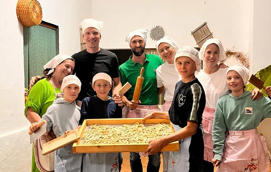 Orecchiette workshop with Dora