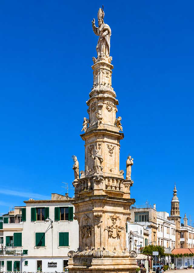 ostuni-piazza