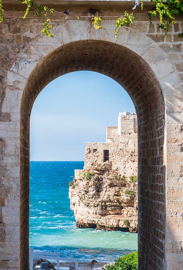 polignano-a-mare-lama-monachile-ponte