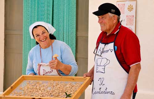 Orecchiette-workshop-with-Dora-experience-halcyon-collection-puglia-1