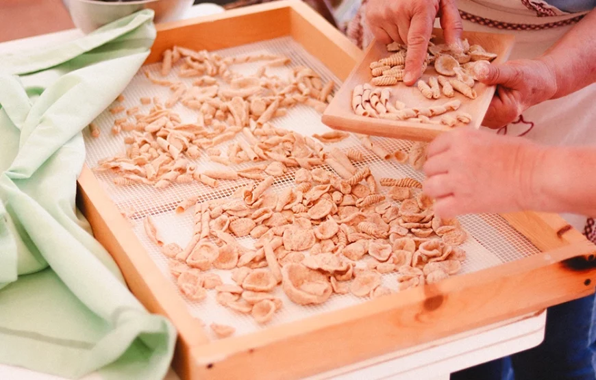 Orecchiette workshop with Dora